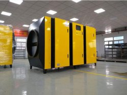 四萬風量UV光解凈化器+活性炭廢氣吸附箱發貨湖北